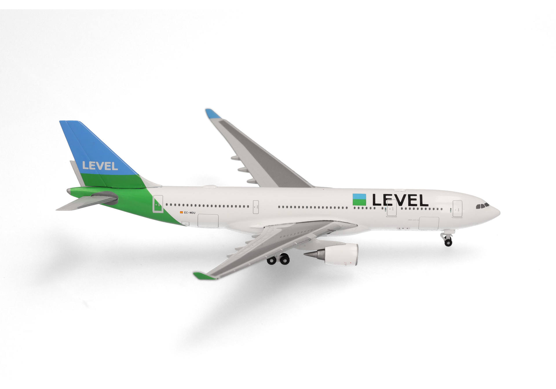 Airbus A330-200 Level